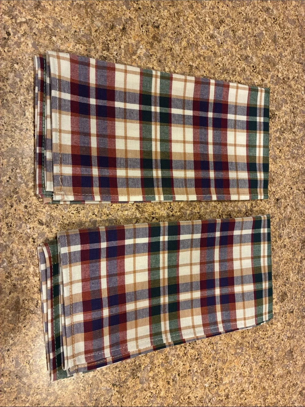 Longaberger Woven Traditions Plaid Cotton Fabric Napkins SMELLS MUSTY